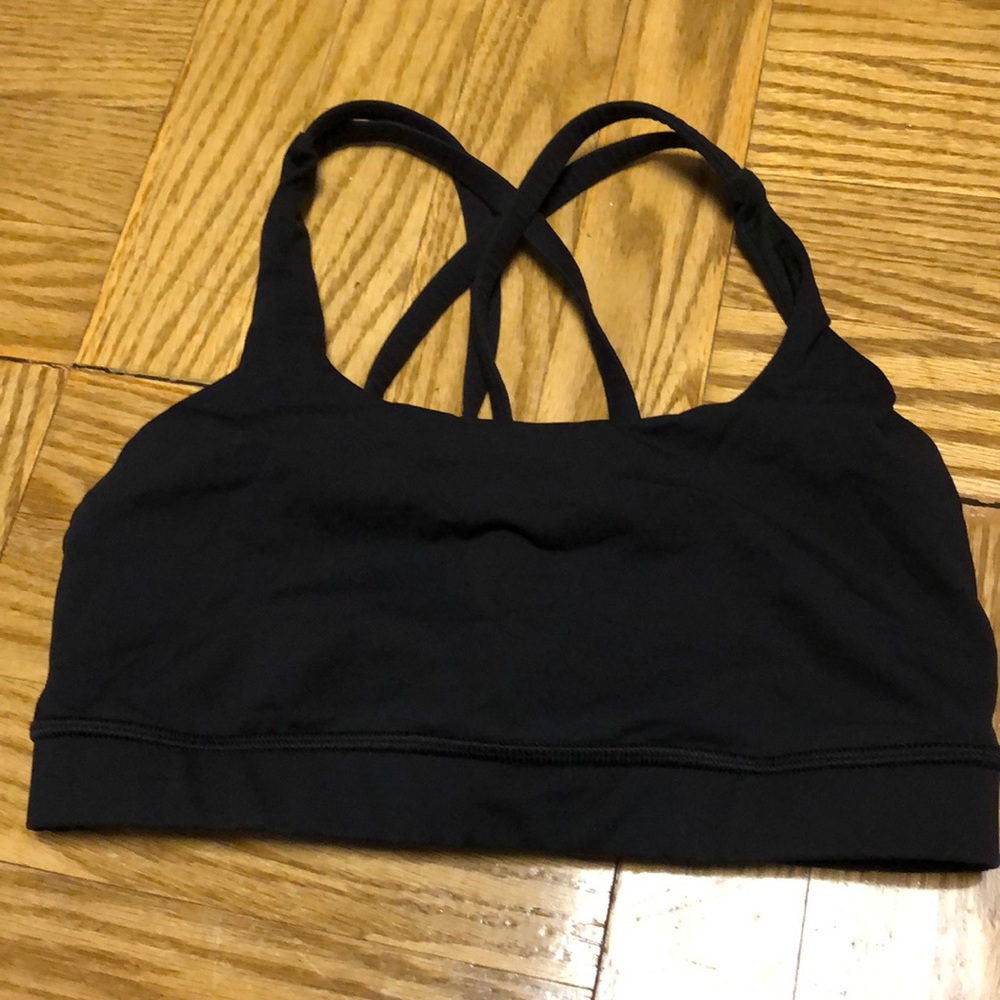 Lululemon energy bra size 4